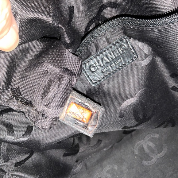 CHANEL Vintage Jersey Square Quilt Shoulder Tote Black - Picture 9 of 15